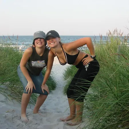 Gut Rattelvitz, Galerie D Ost *