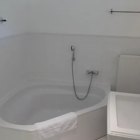 Apartment Gut Rattelvitz, Galerie D Ost